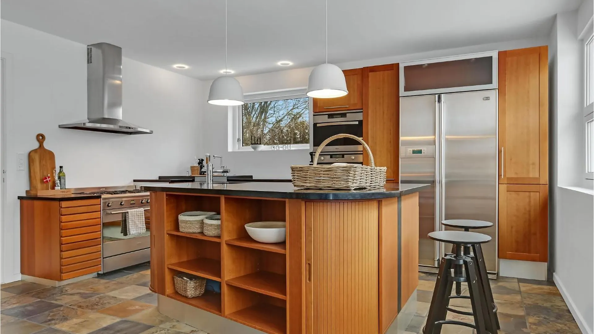 5 Bedroom Awesome Home In סקאגן 0*,